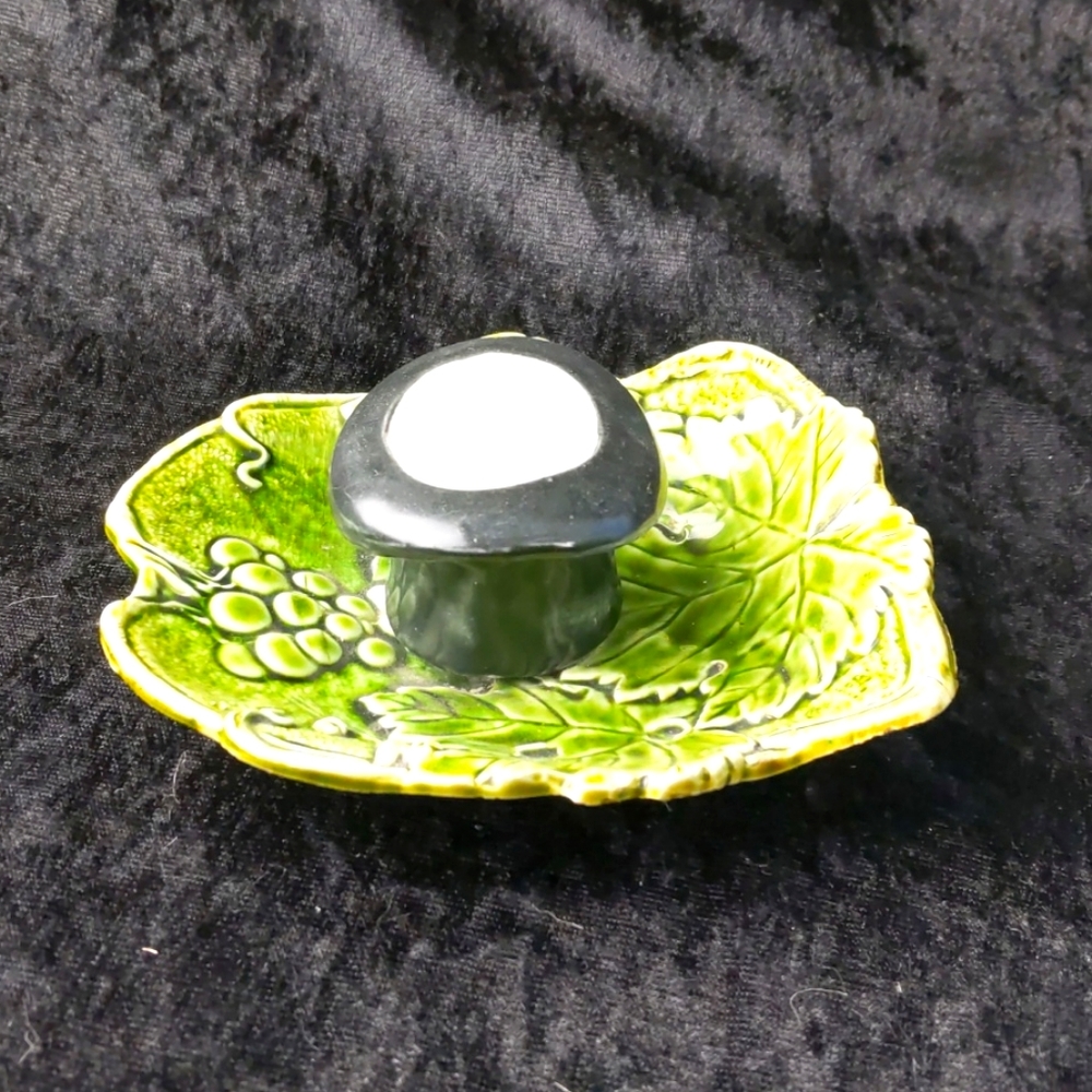 Majolica matchstick holder 1988 Austria